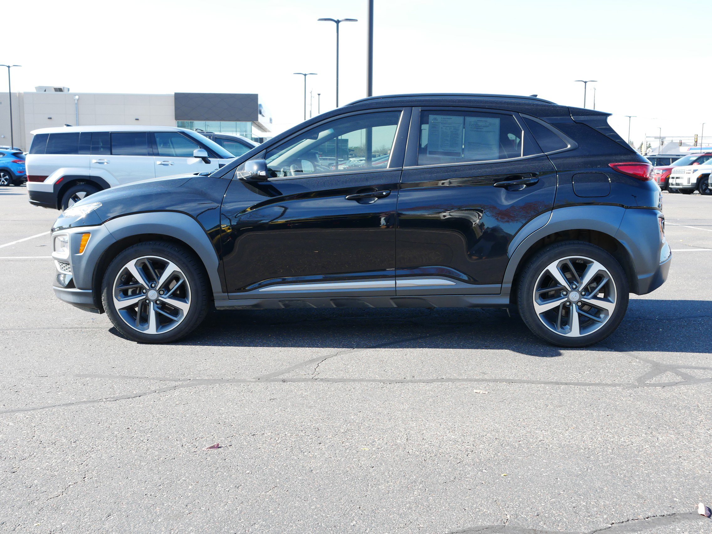 Used 2021 Hyundai Kona Limited with VIN KM8K3CA56MU739749 for sale in Waite Park, Minnesota