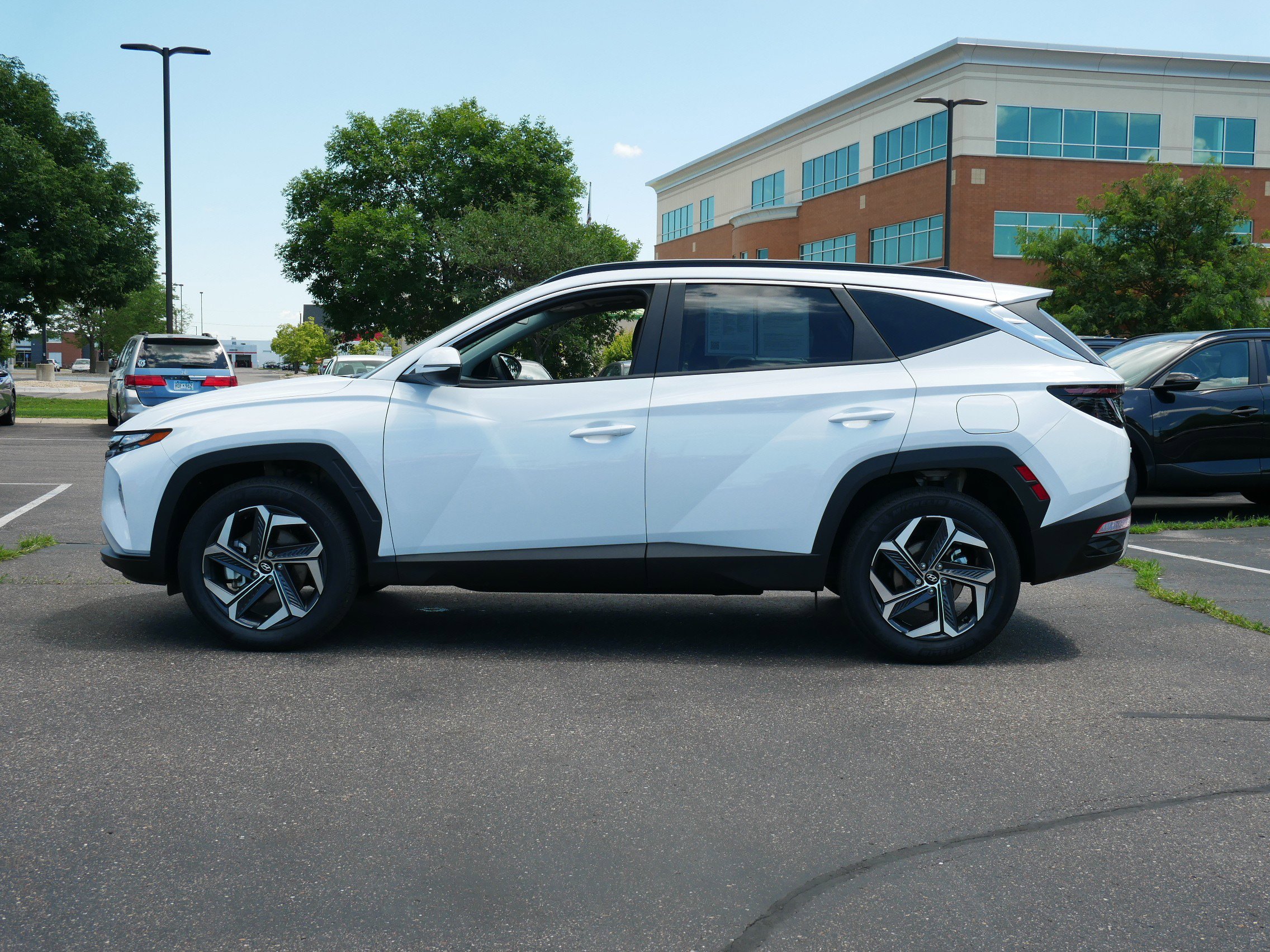 Certified 2024 Hyundai Tucson SEL Convenience with VIN KM8JCCD14RU234949 for sale in Waite Park, Minnesota