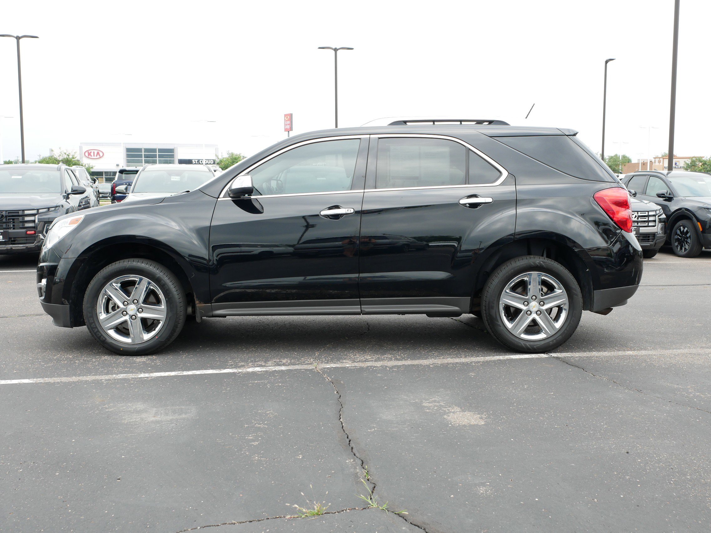 Used 2014 Chevrolet Equinox LTZ with VIN 2GNALDEK5E6167330 for sale in Waite Park, Minnesota