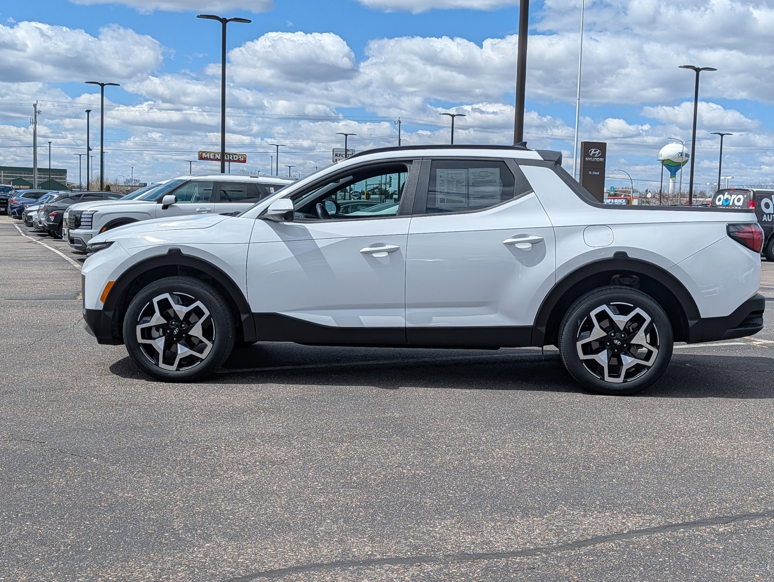 Used 2024 Hyundai Santa Cruz Limited with VIN 5NTJEDAF6RH091101 for sale in Waite Park, Minnesota