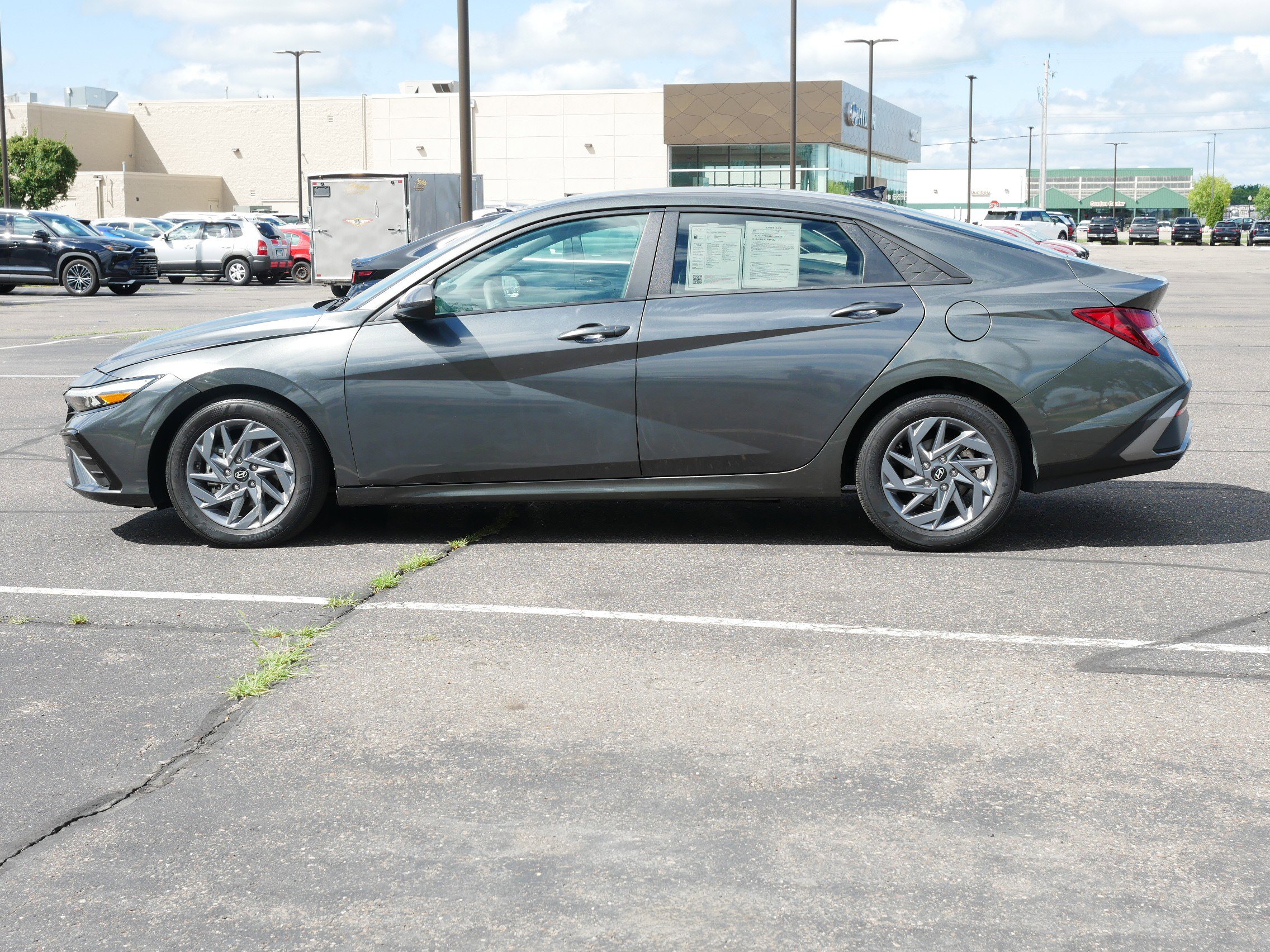 Certified 2024 Hyundai Elantra SEL with VIN KMHLM4DG4RU698050 for sale in Waite Park, Minnesota