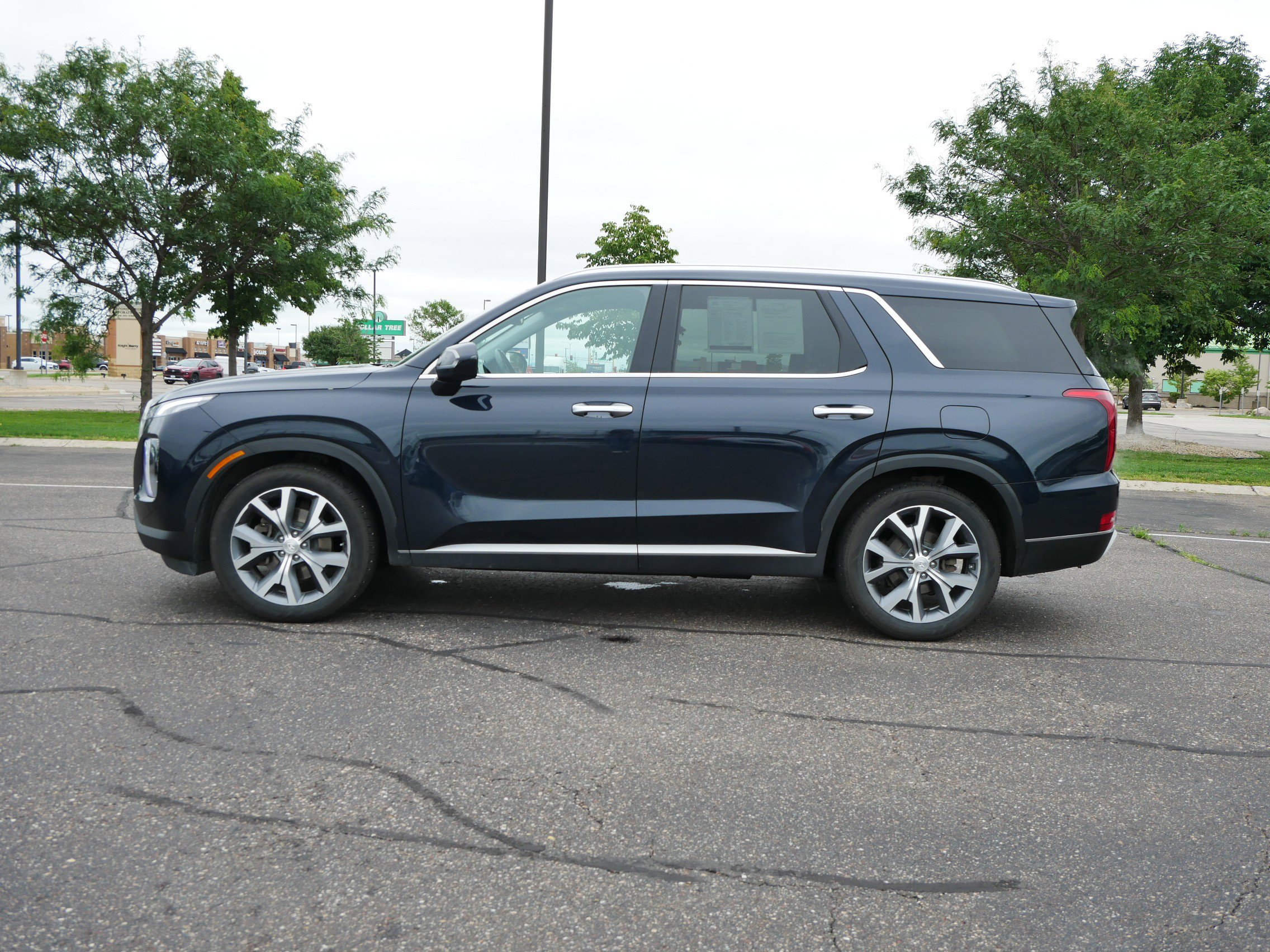 Used 2021 Hyundai Palisade SEL with VIN KM8R4DHE6MU300834 for sale in Waite Park, Minnesota