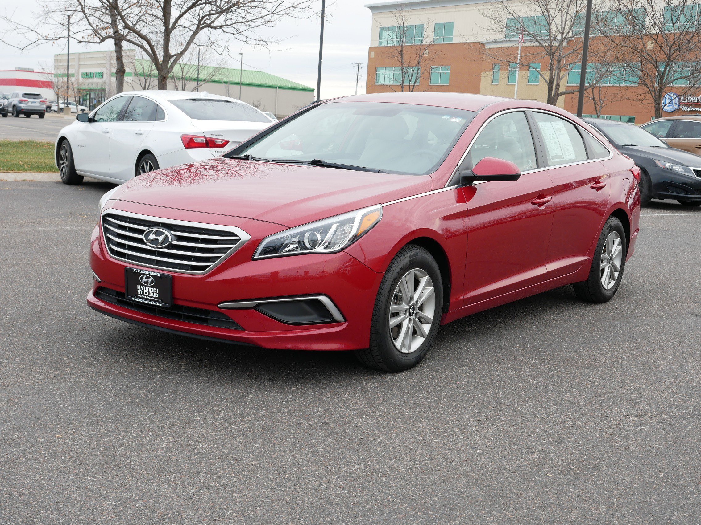 2017 Hyundai Sonata Base's photo