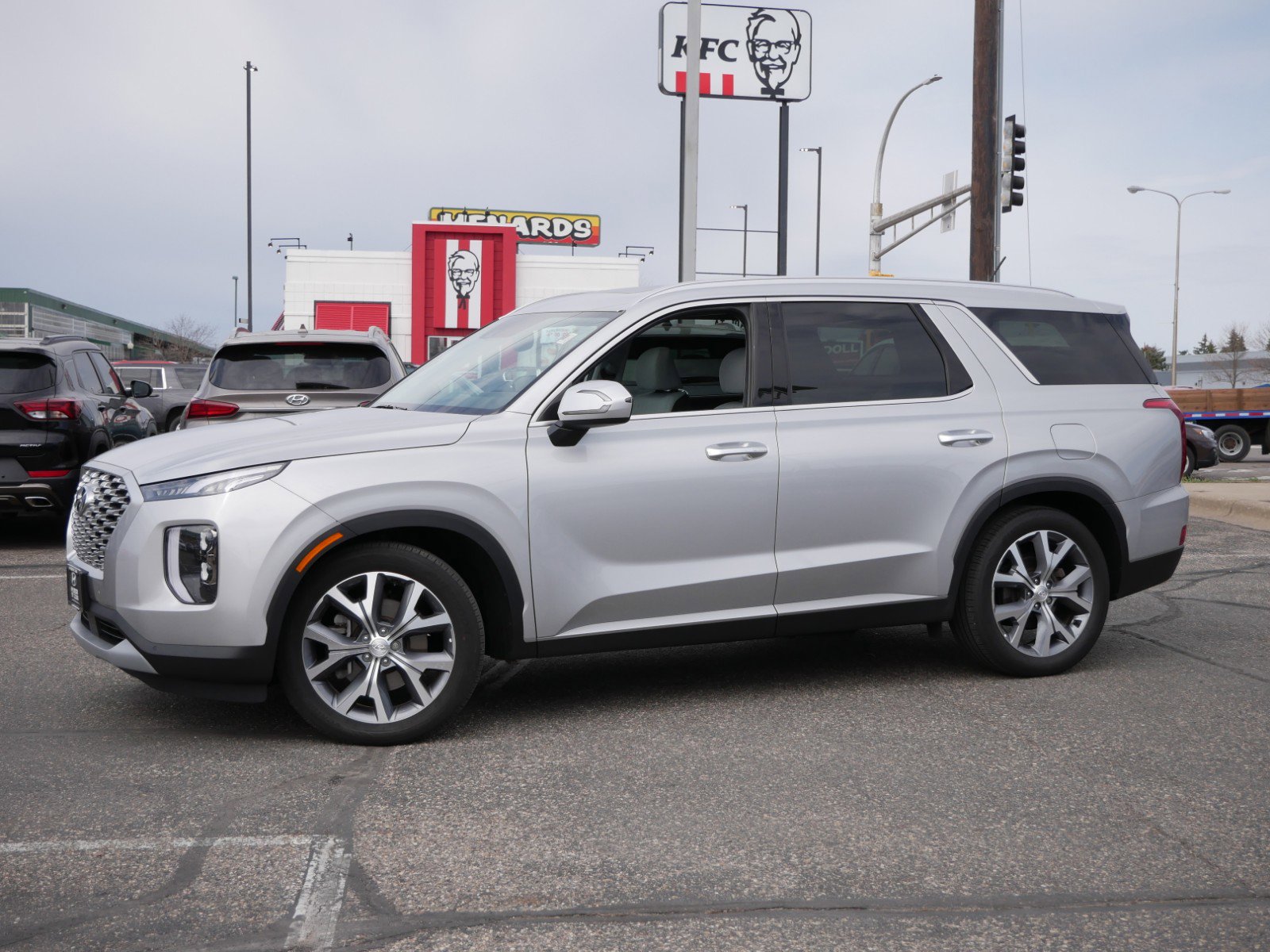 Certified 2021 Hyundai Palisade SEL with VIN KM8R3DHE9MU315458 for sale in Waite Park, Minnesota