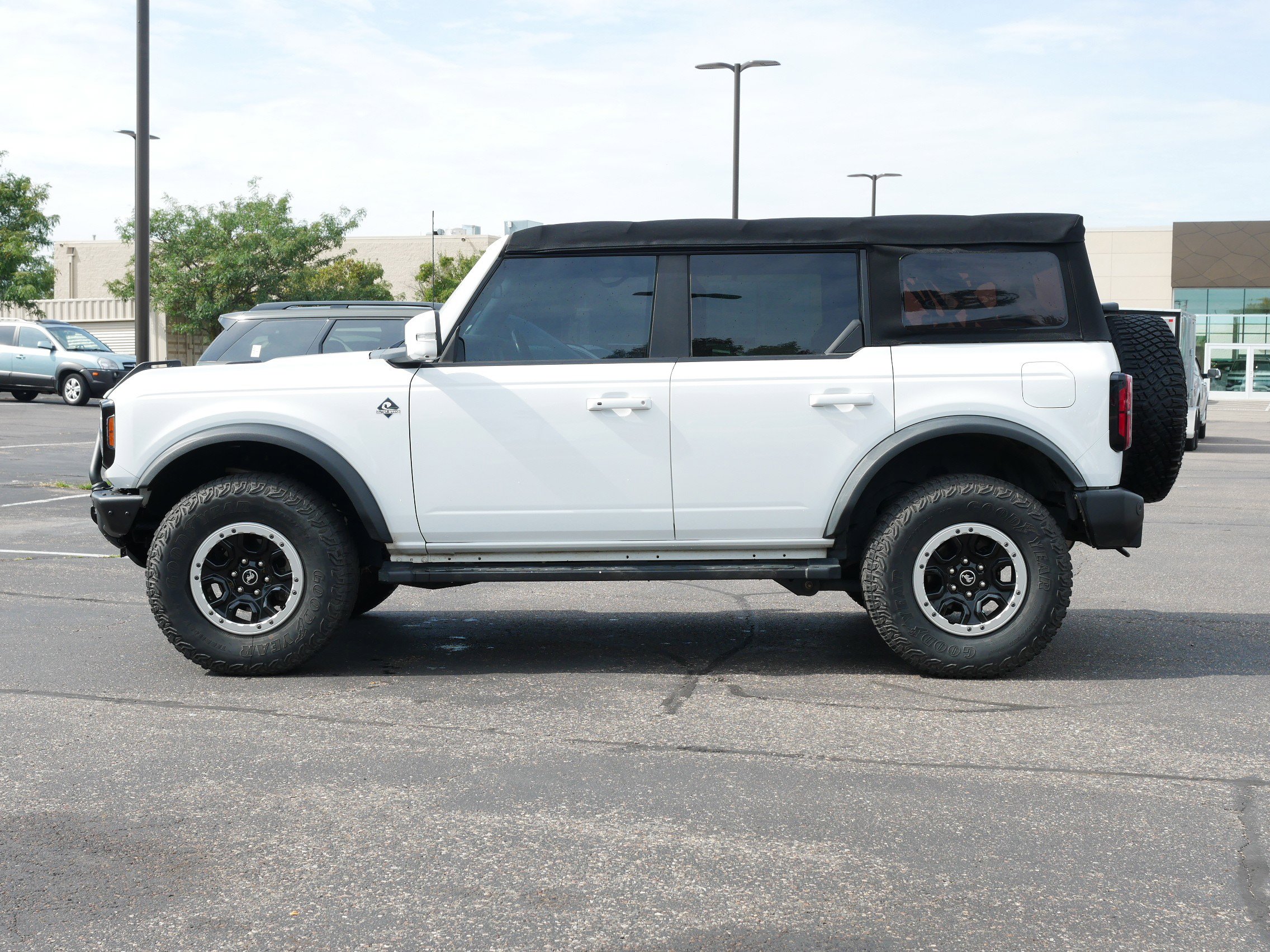 Used 2021 Ford Bronco 4-Door Outer Banks with VIN 1FMEE5DP9MLA91233 for sale in Waite Park, Minnesota