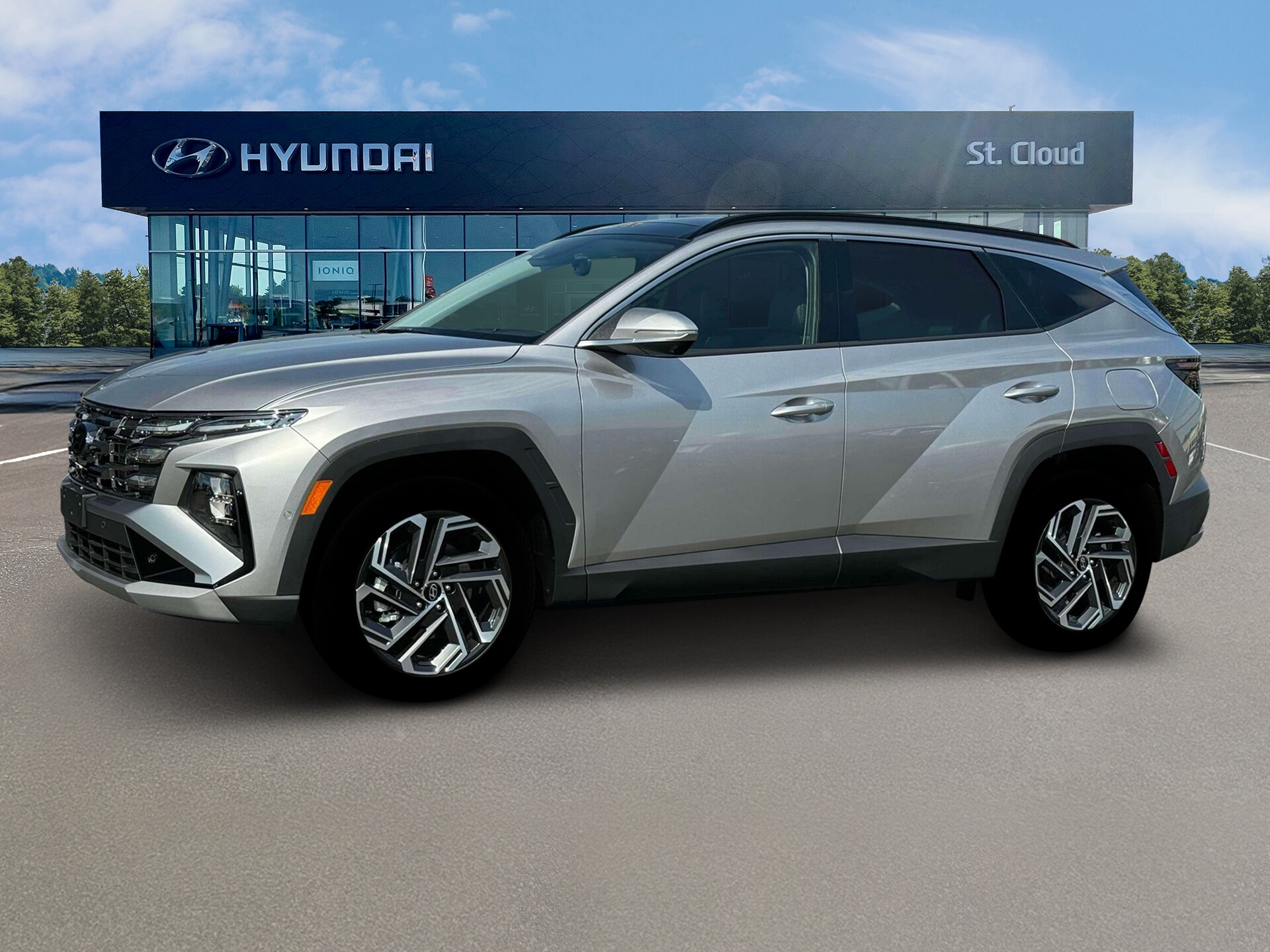 2025 Hyundai Tucson Limited photo 2