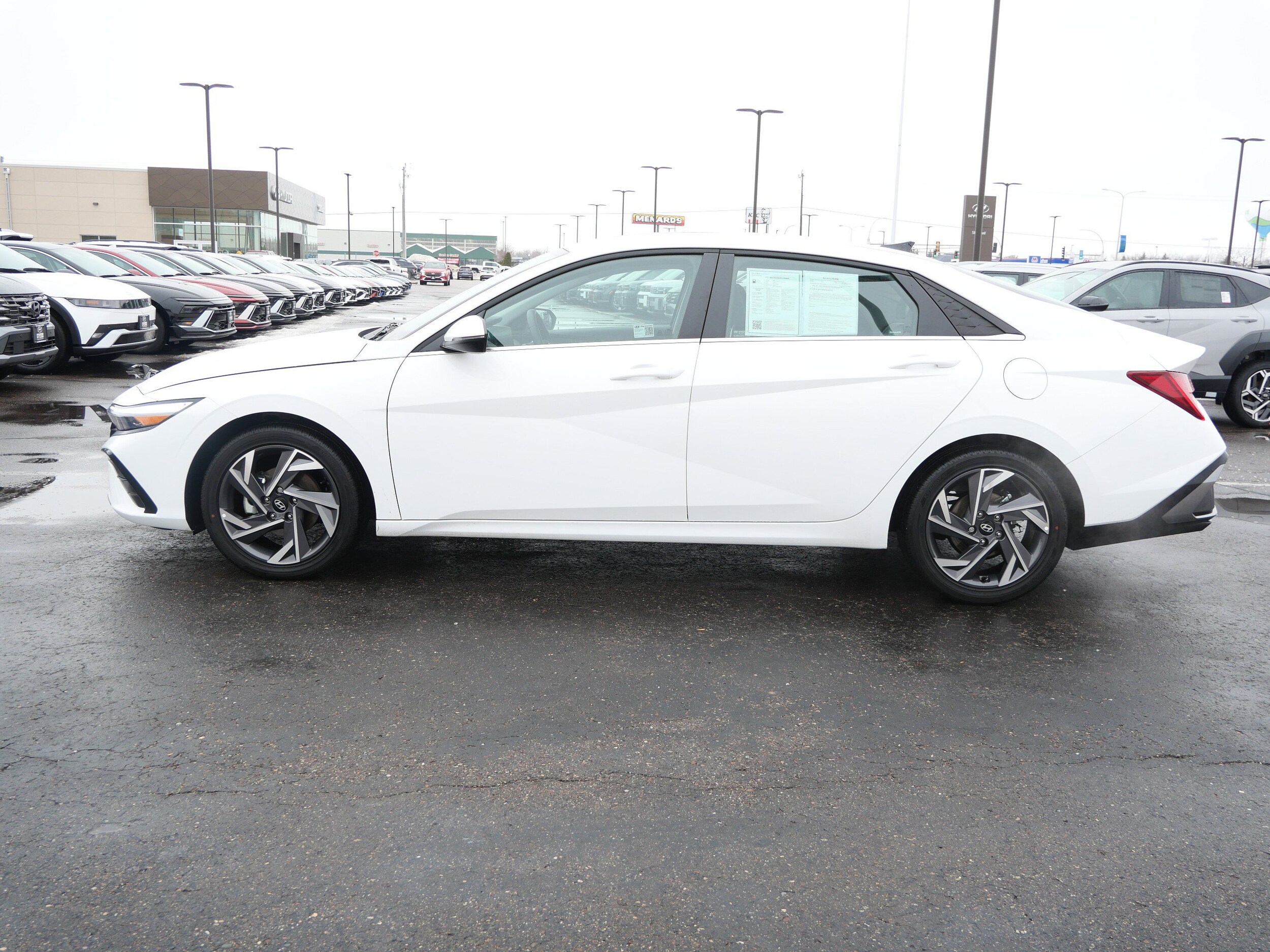 Used 2025 Hyundai Elantra Limited with VIN KMHLP4DG3SU932143 for sale in Waite Park, Minnesota