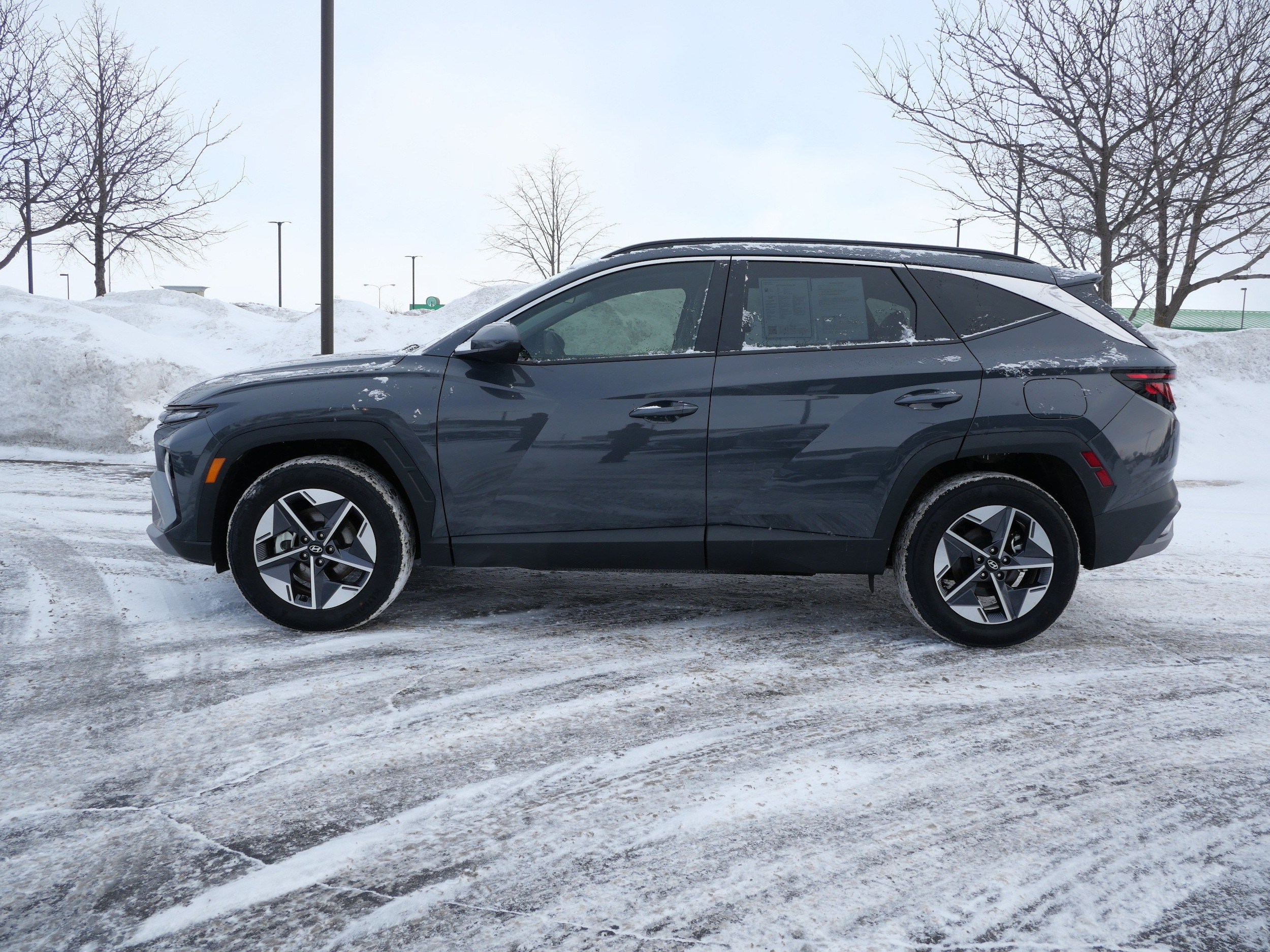 Used 2025 Hyundai Tucson SEL with VIN 5NMJBCDE2SH541625 for sale in Waite Park, Minnesota