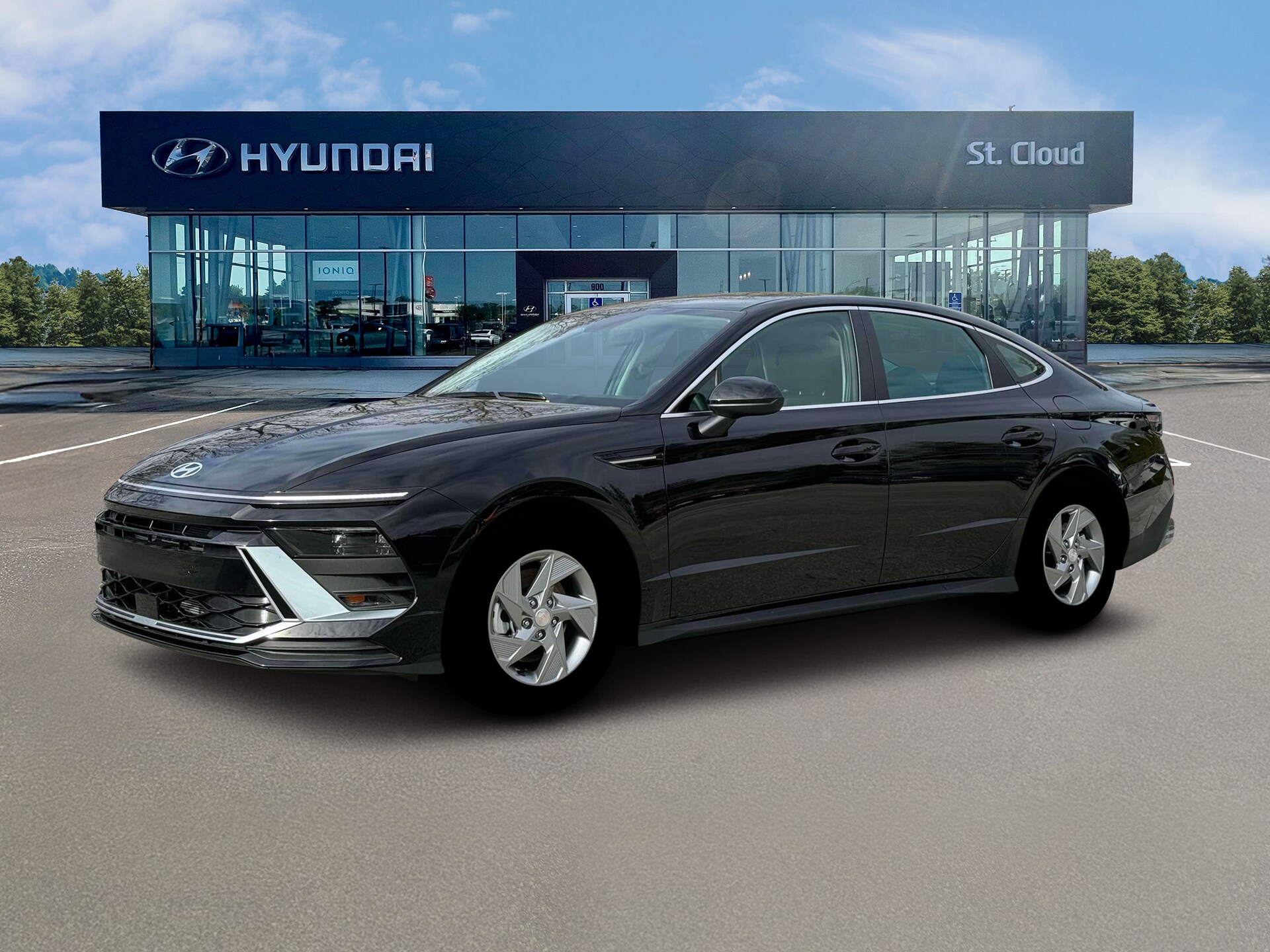 2025 Hyundai Sonata SE photo 2