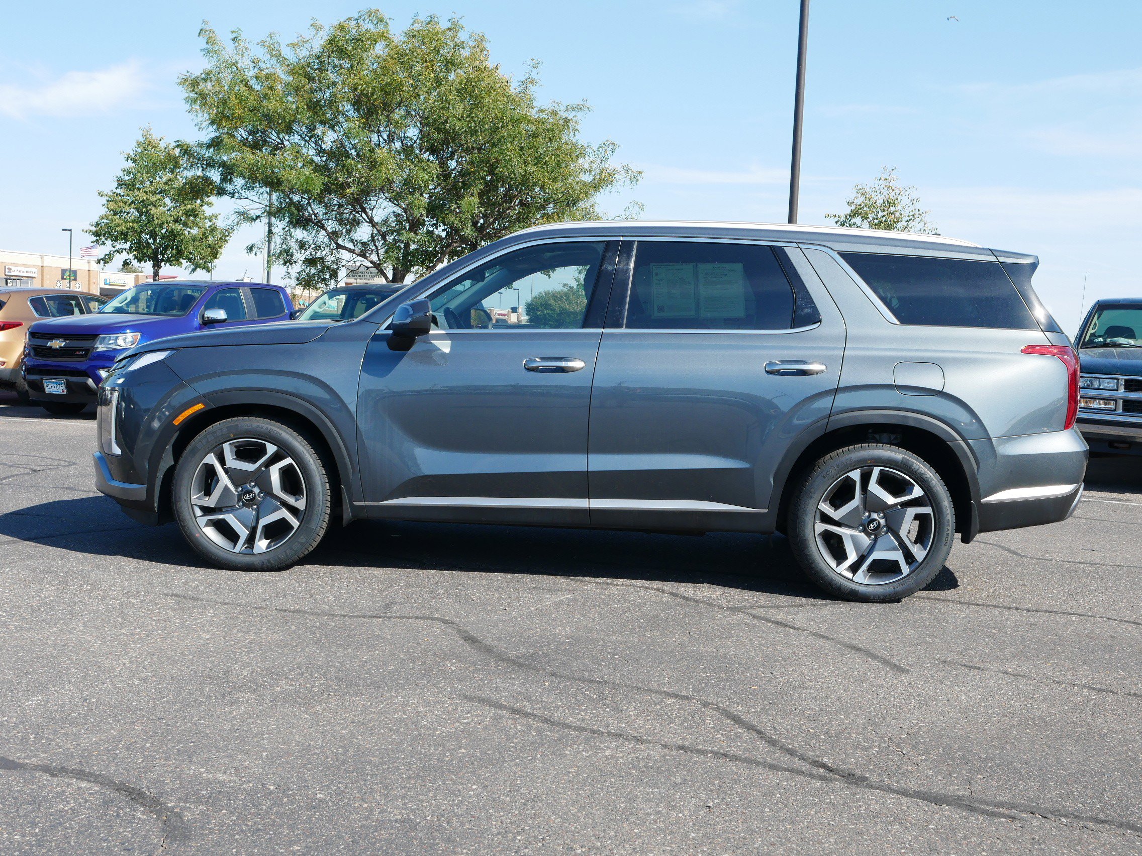 Used 2024 Hyundai Palisade SEL with VIN KM8R4DGE4RU681480 for sale in Waite Park, Minnesota