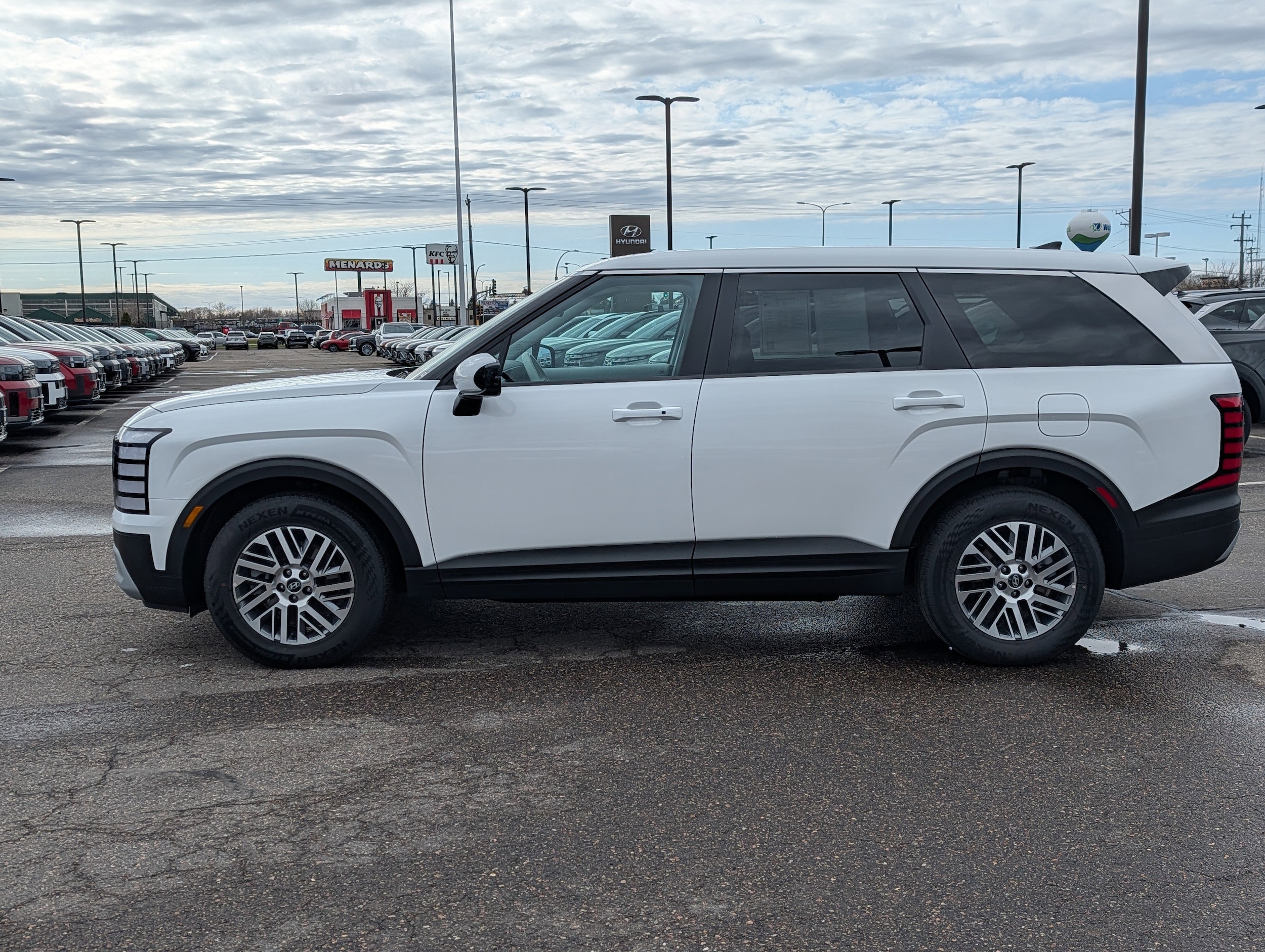 Used 2026 Hyundai Palisade SE with VIN KM8RFES21TU060489 for sale in Waite Park, Minnesota