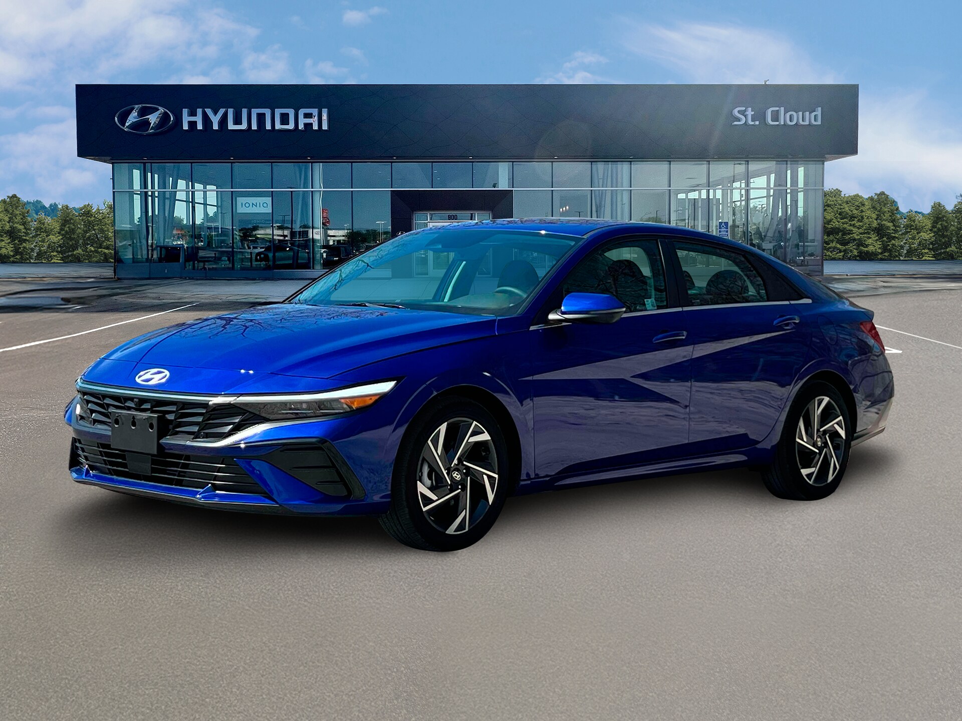 2025 Hyundai Elantra Limited photo 2