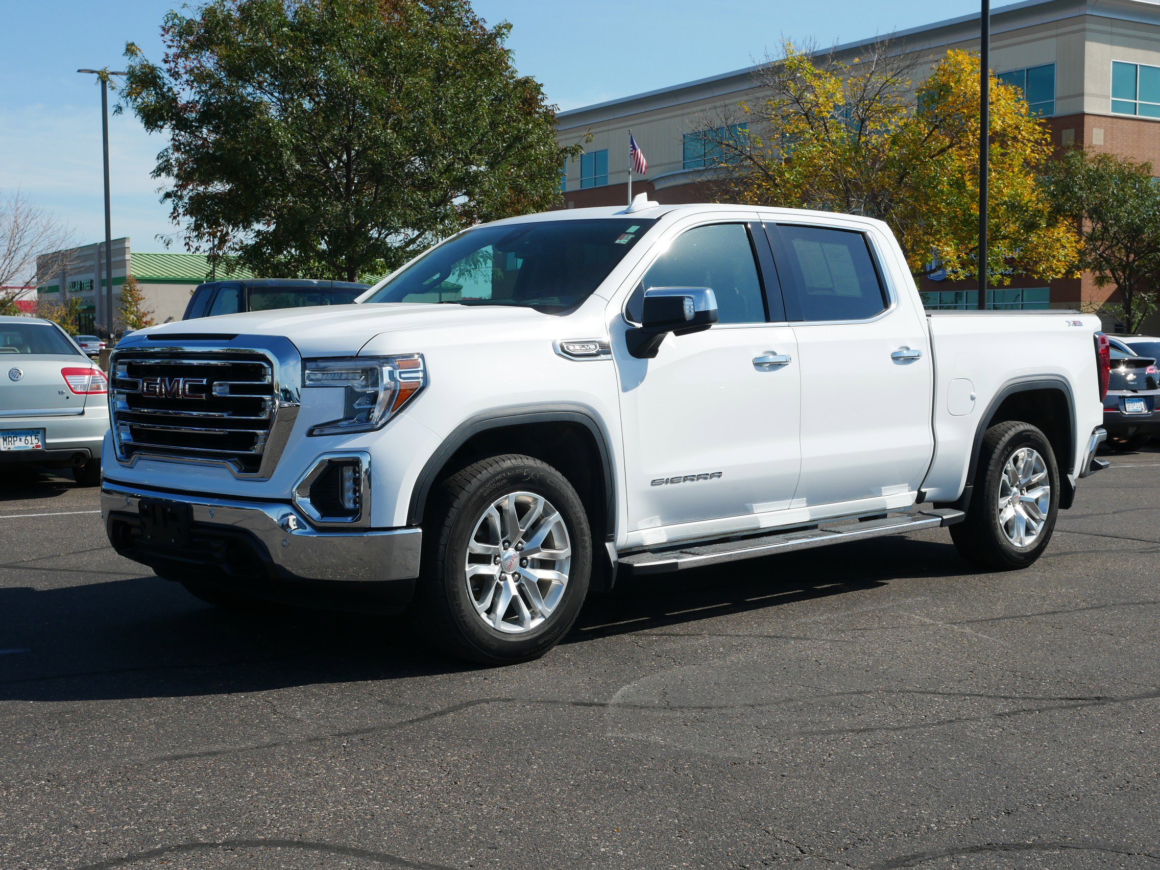 2019 GMC Sierra 1500 SLT's photo