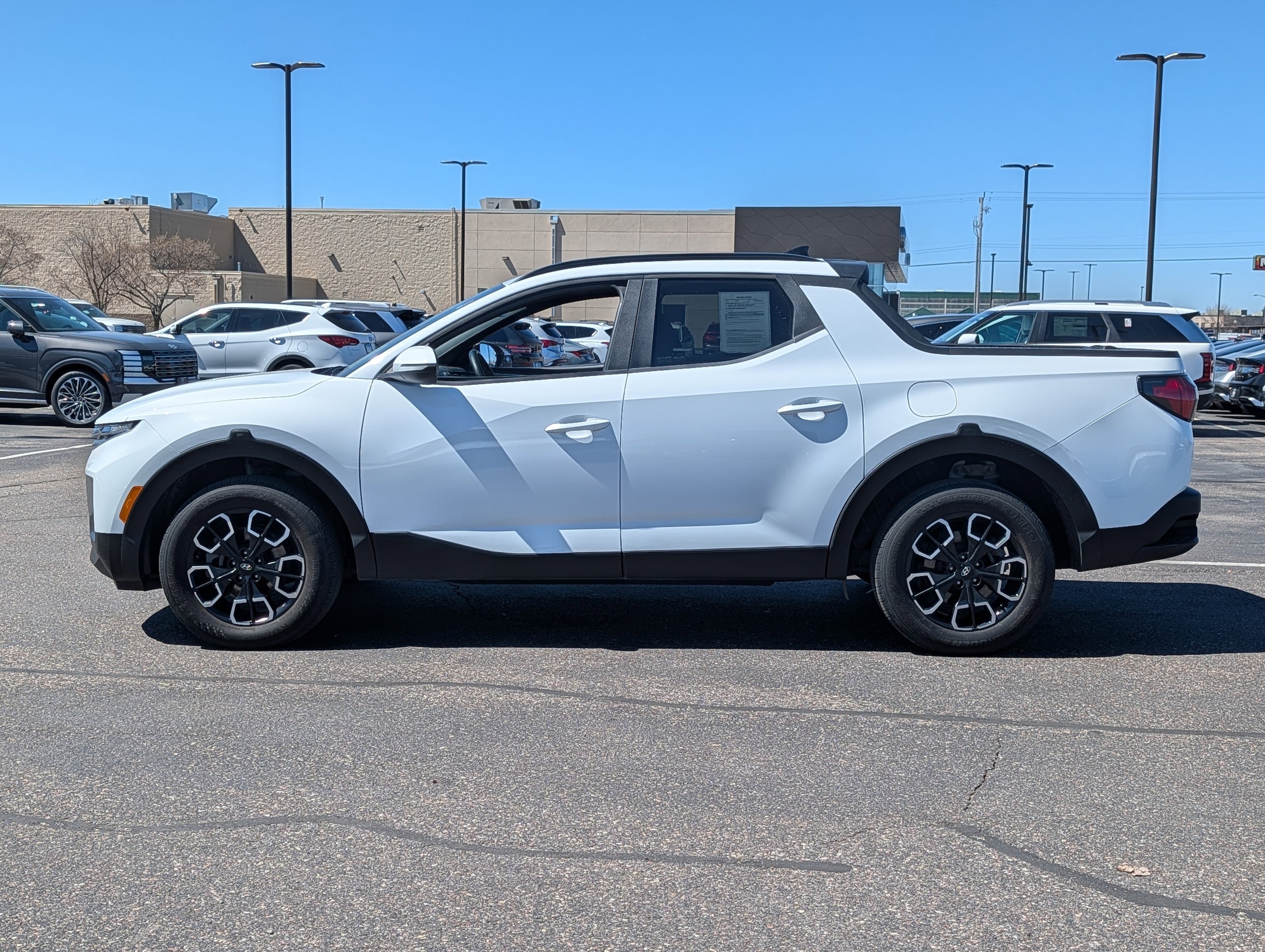 Used 2022 Hyundai Santa Cruz SEL Premium with VIN 5NTJDDAFXNH011229 for sale in Waite Park, Minnesota