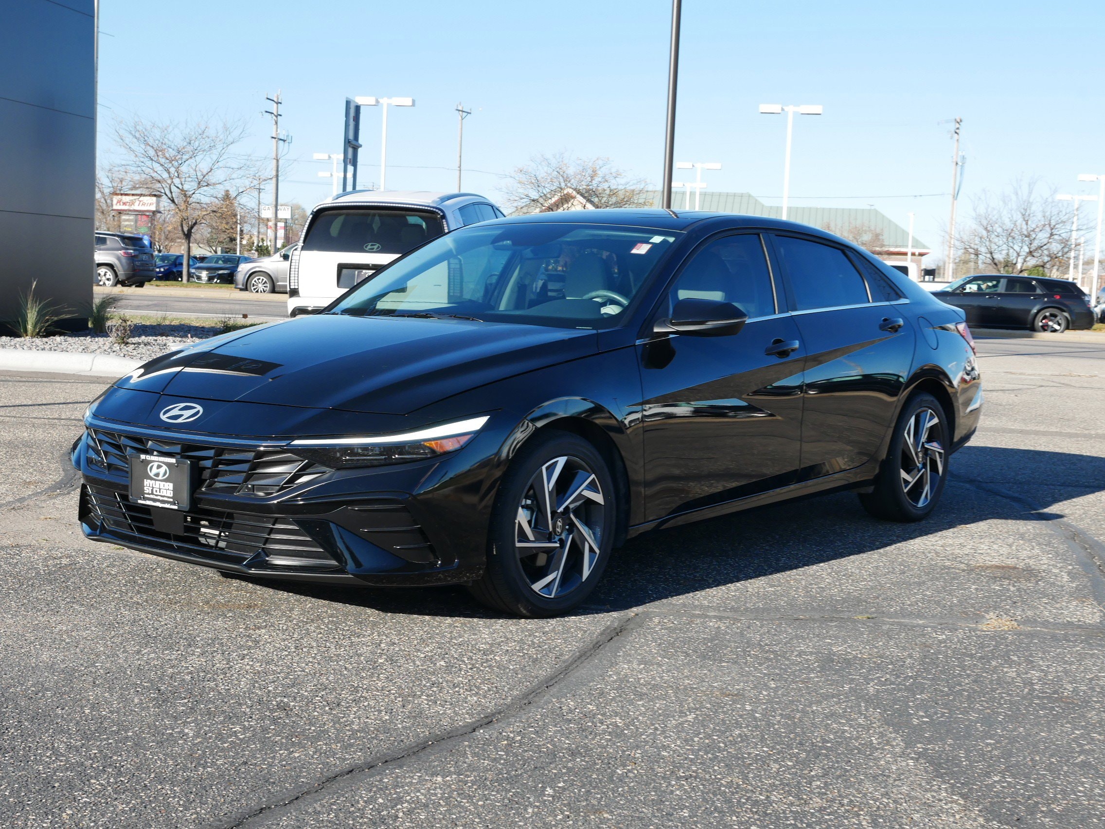 2025 Hyundai Elantra Limited