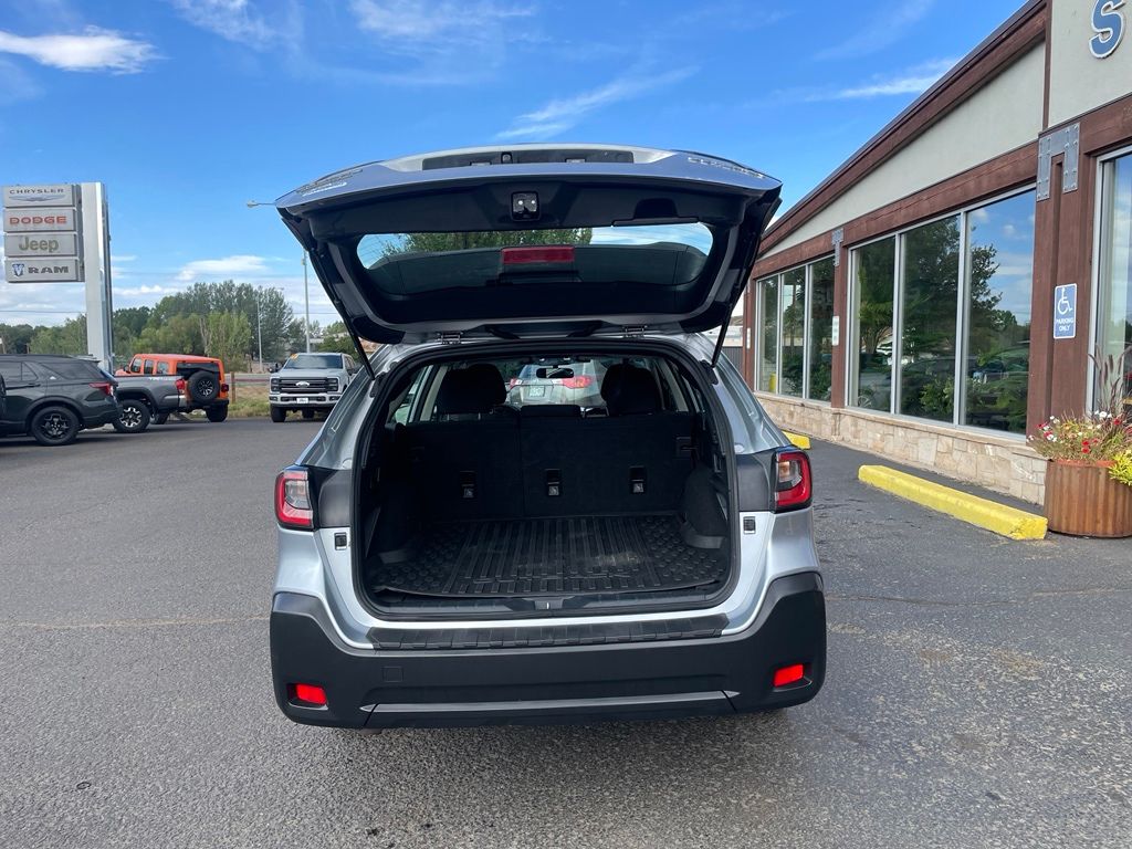 2024 Subaru Outback Base - Photo 7