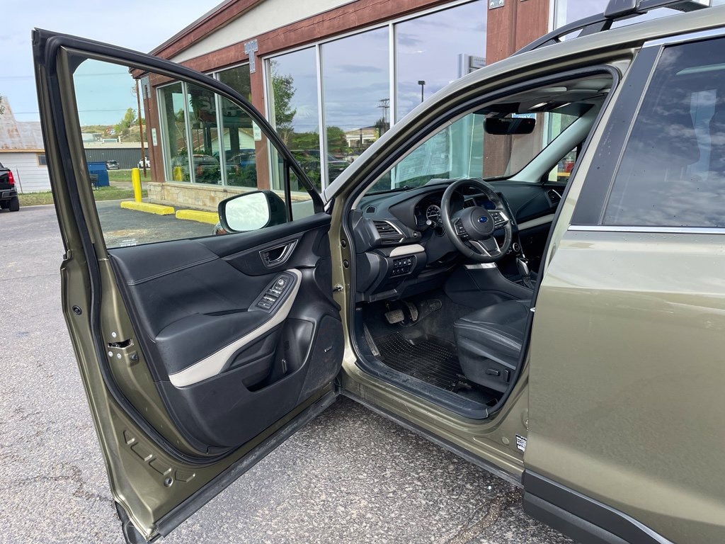 2024 Subaru Forester Limited - Photo 12