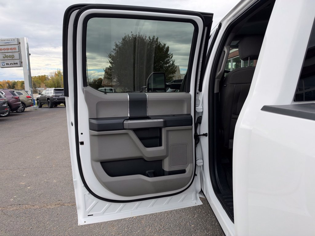 2020 Ford F-250 Super Duty XLT - Photo 18