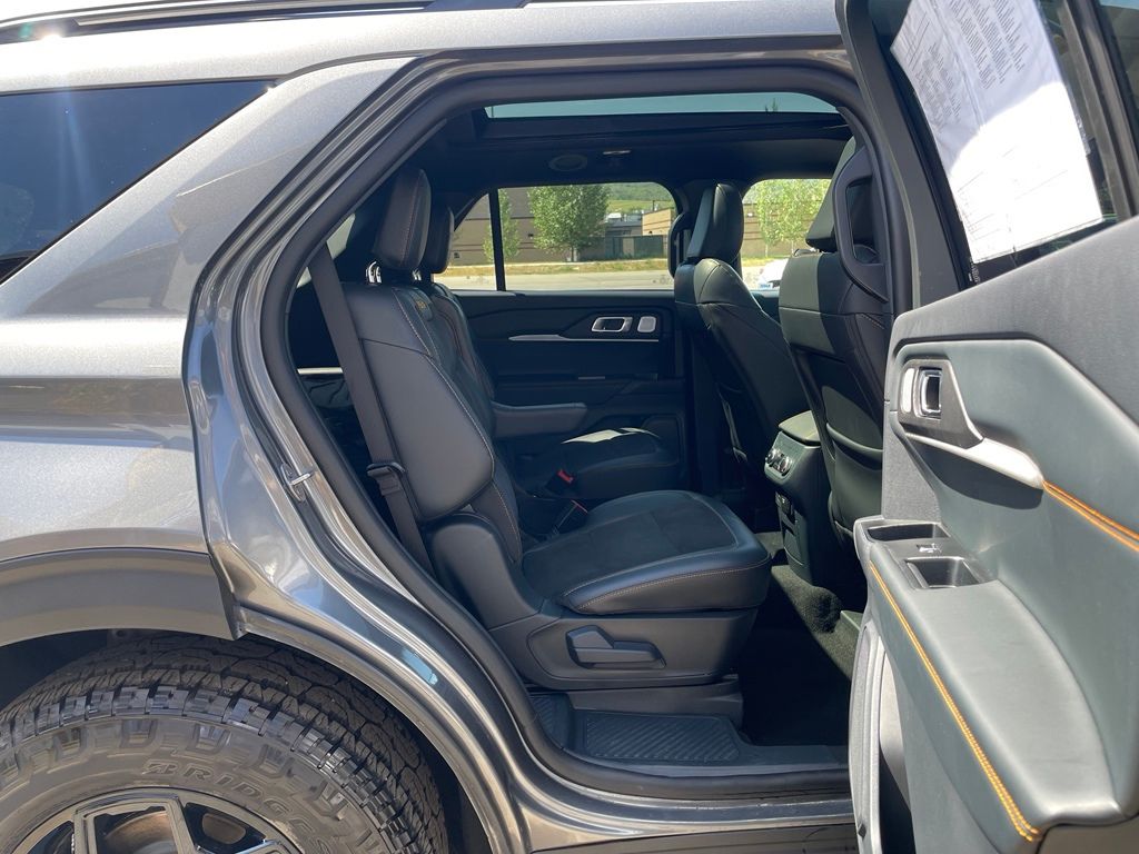 2026 Ford Explorer Tremor - Photo 18