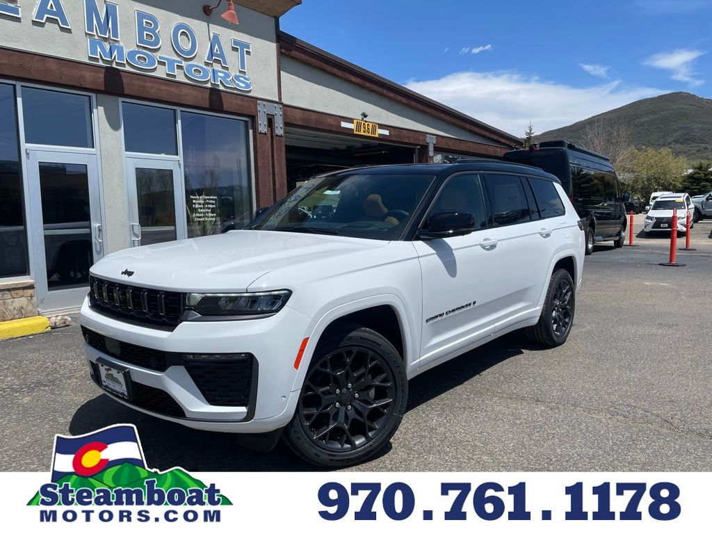 2026 Jeep Grand Cherokee L Summit 4x4's photo