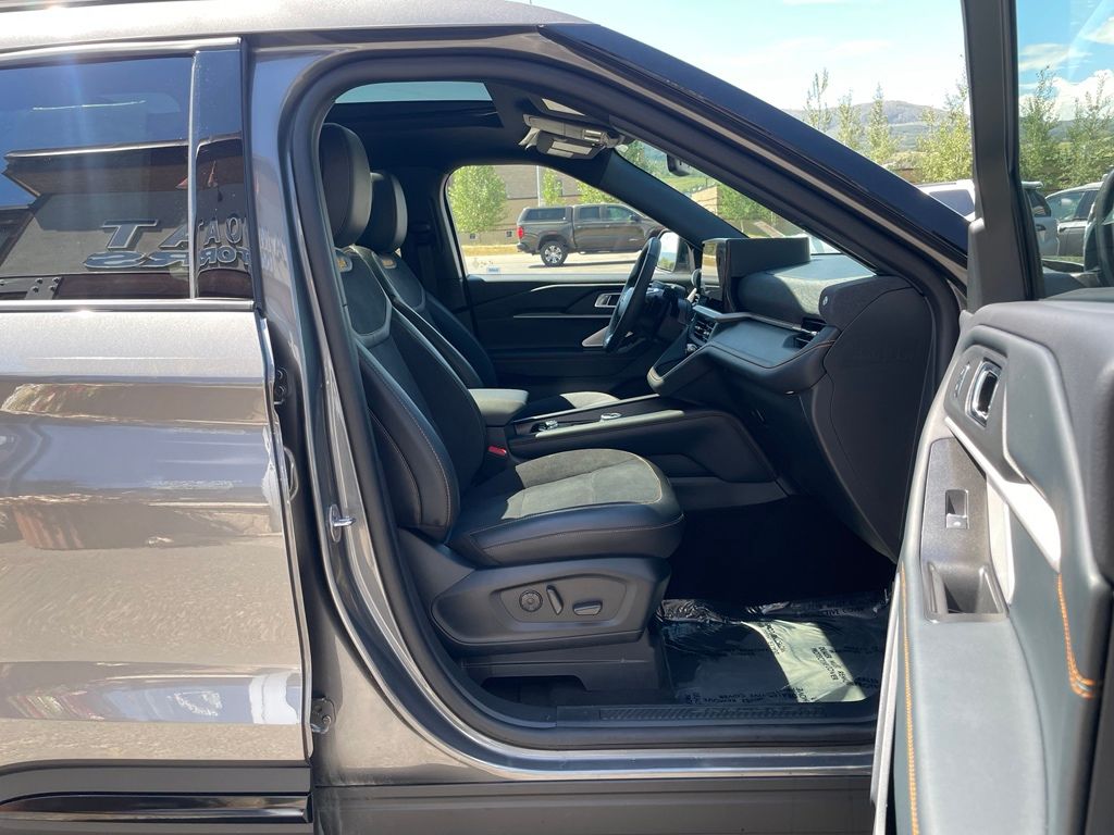 2026 Ford Explorer Tremor - Photo 21