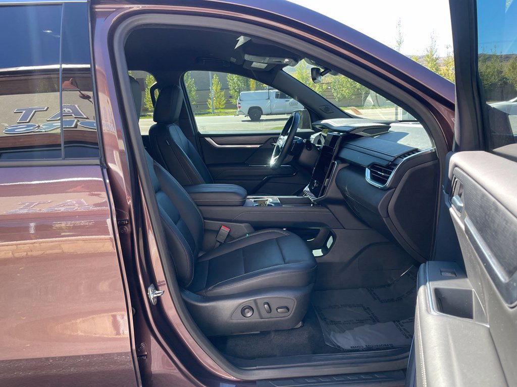 2025 GMC Acadia Elevation - Photo 22