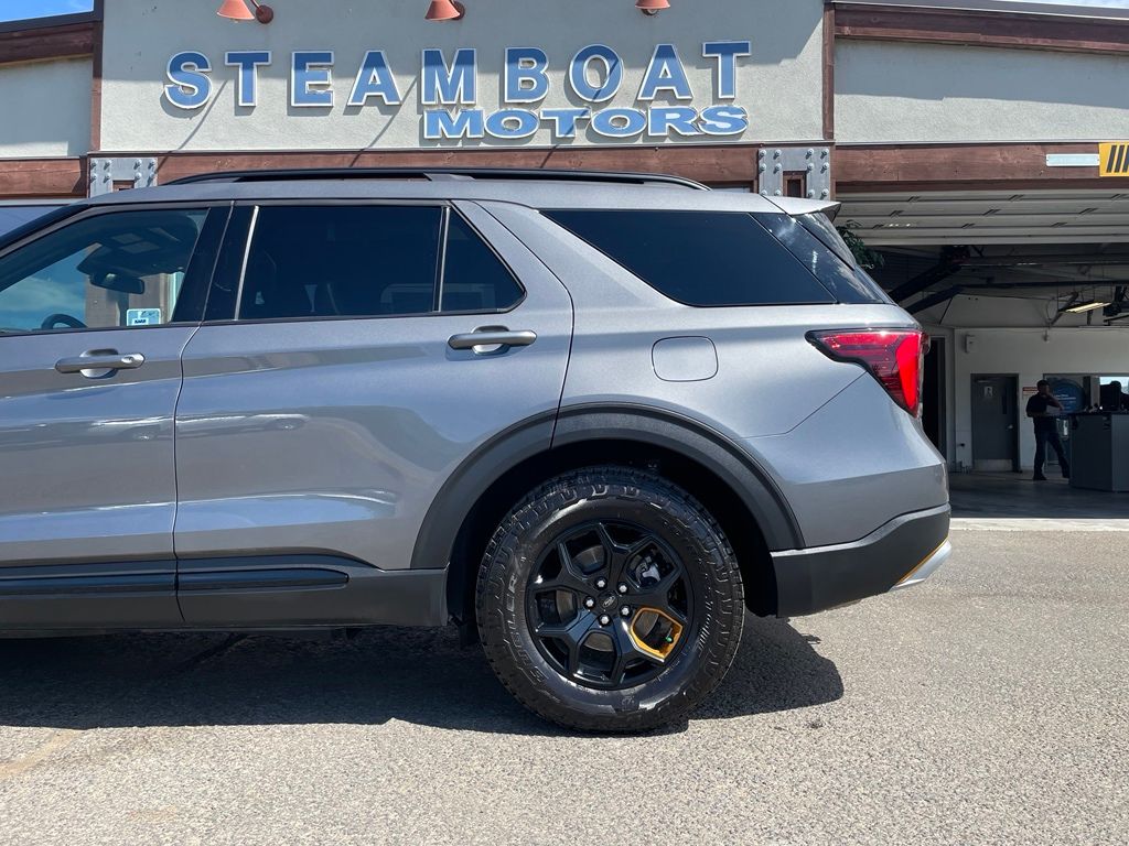 2026 Ford Explorer Tremor - Photo 4