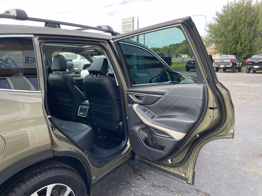 2024 Subaru Forester Limited - Photo 18
