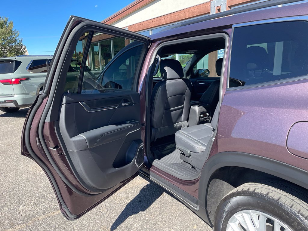 2025 GMC Acadia Elevation - Photo 15