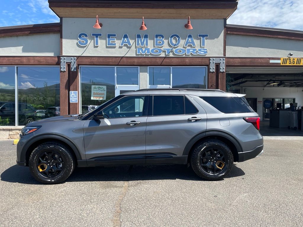 2026 Ford Explorer Tremor - Photo 2