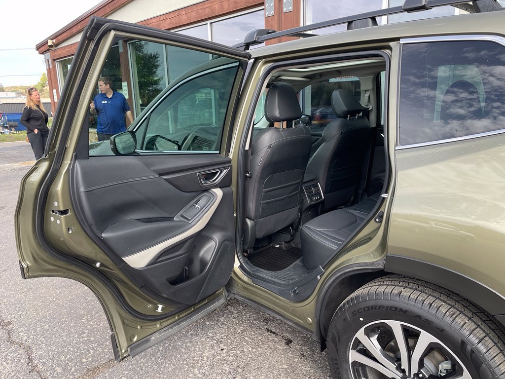 2024 Subaru Forester Limited - Photo 15