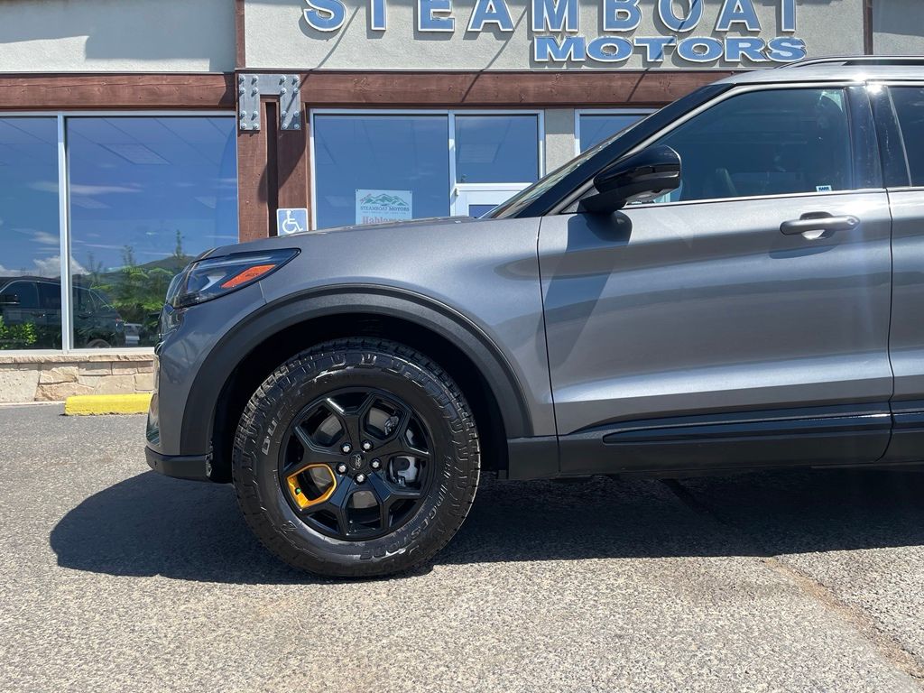 2026 Ford Explorer Tremor - Photo 3