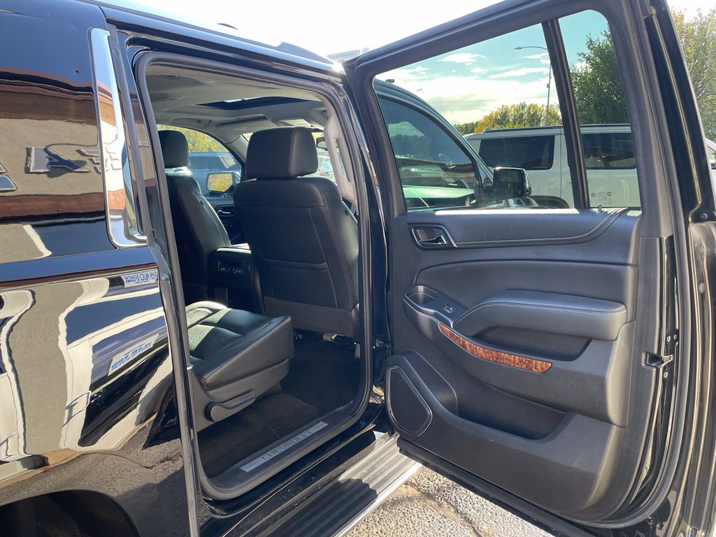 2017 Chevrolet Suburban Premier - Photo 14