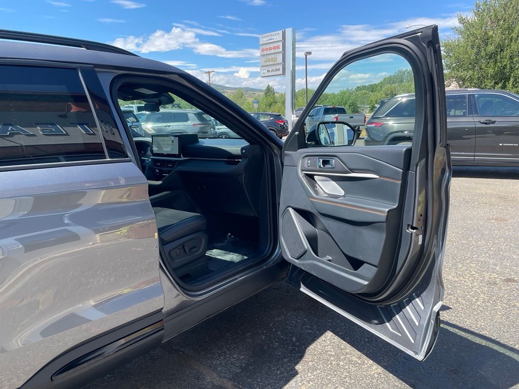 2026 Ford Explorer Tremor - Photo 20