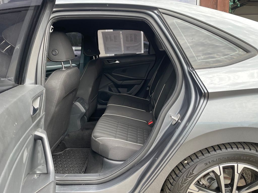 2023 Volkswagen Jetta Sport - Photo 16