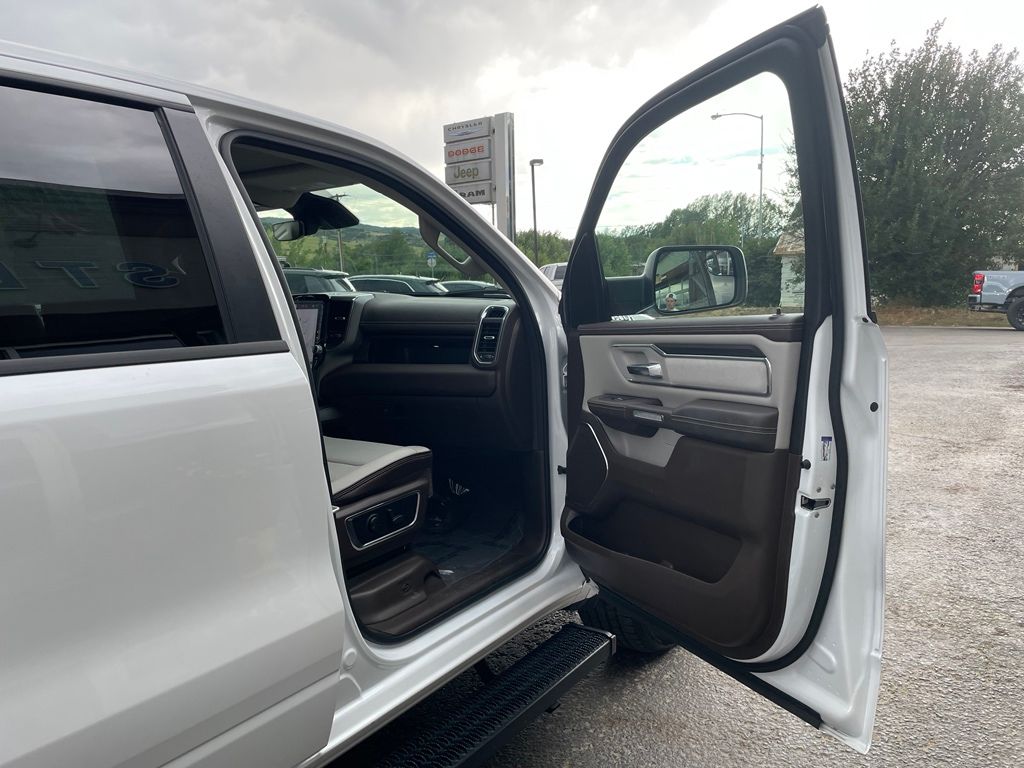 2025 RAM Ram 1500 Pickup Laramie - Photo 21