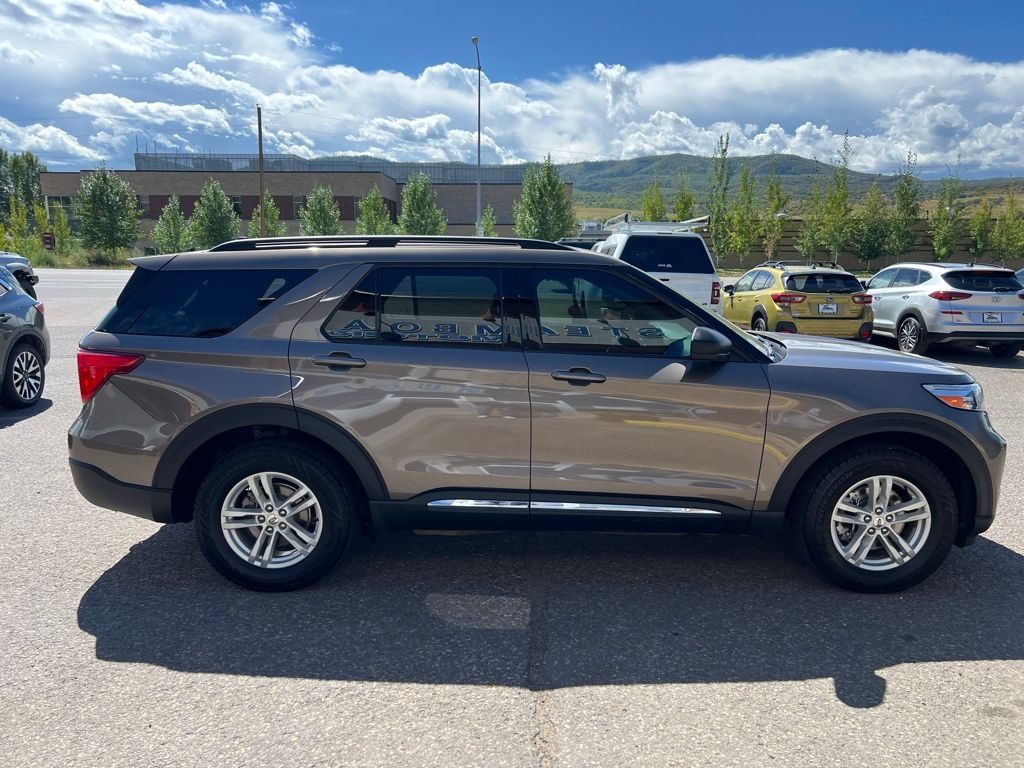 2021 Ford Explorer XLT - Photo 6