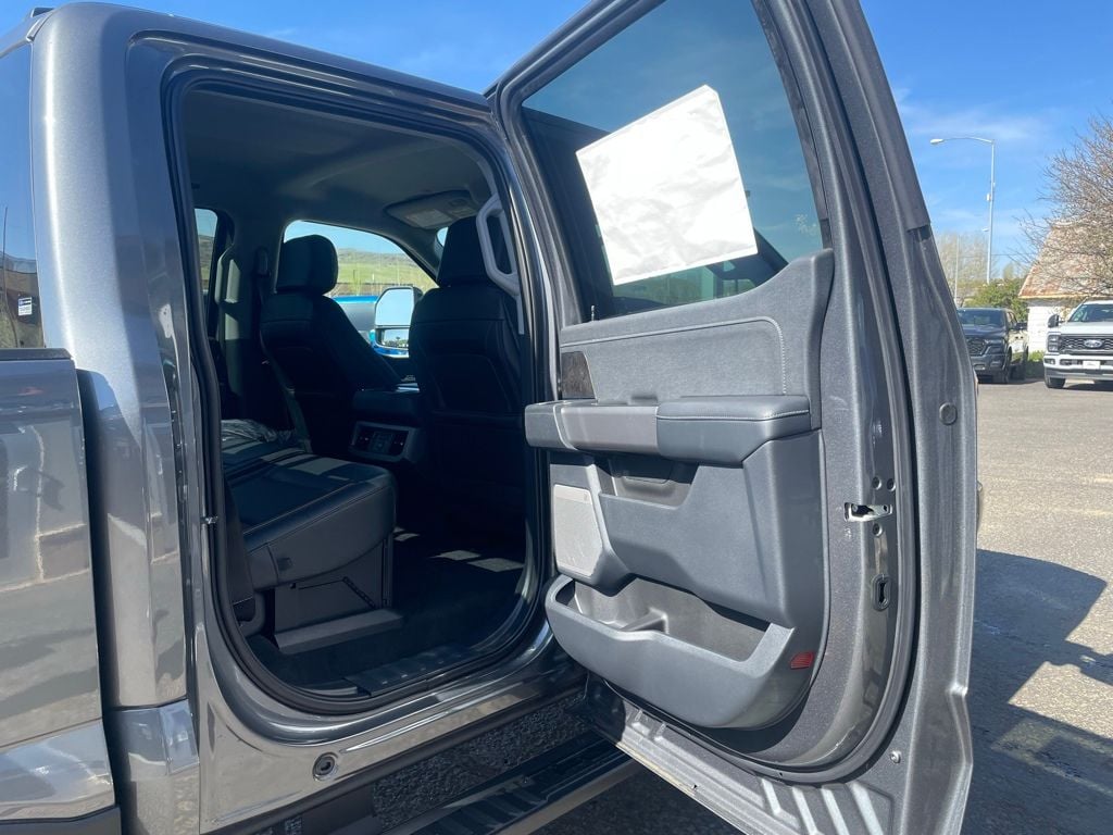 2026 Ford F-350 Super Duty Lariat - Photo 19