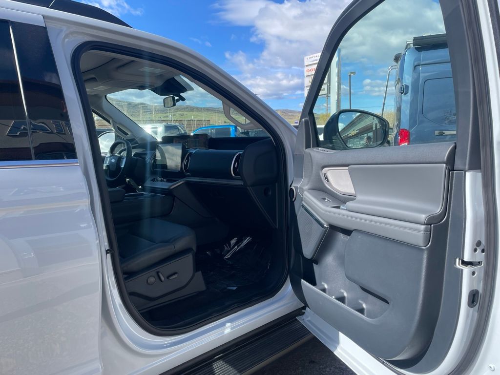 2026 Ford Expedition MAX Active - Photo 21