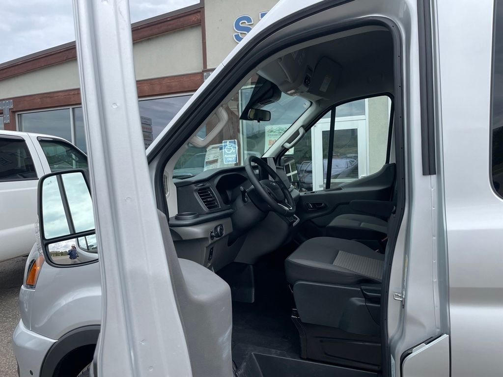 2026 Ford Transit Passenger Van XL - Photo 15