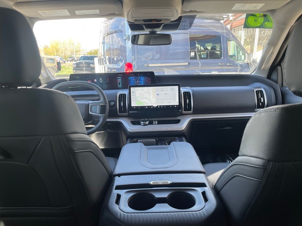 2026 Ford Expedition MAX Active - Photo 25