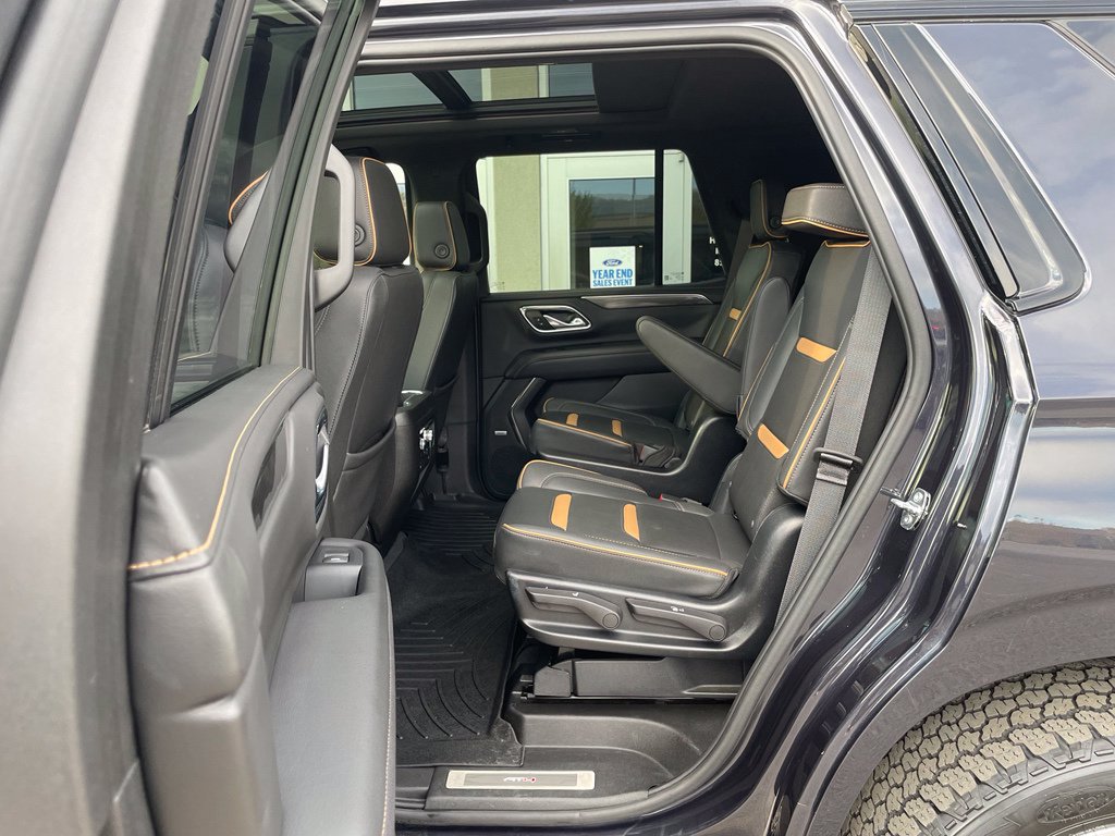2023 GMC Yukon AT4 - Photo 16