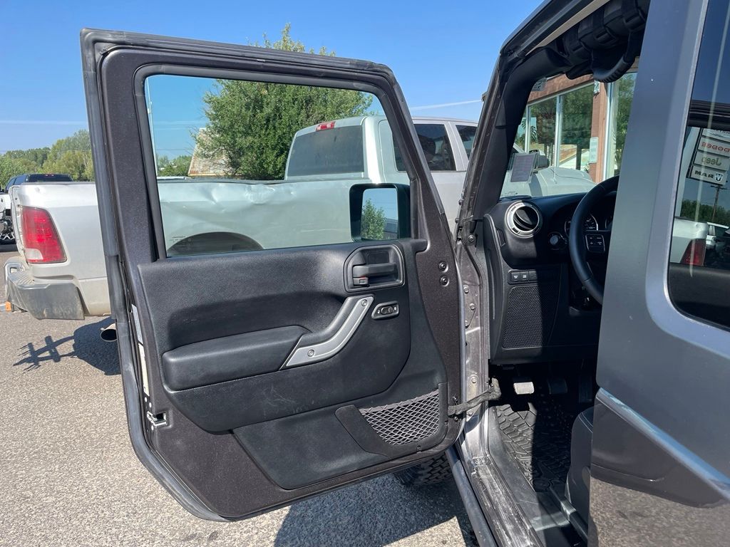 2016 Jeep Wrangler Rubicon - Photo 14