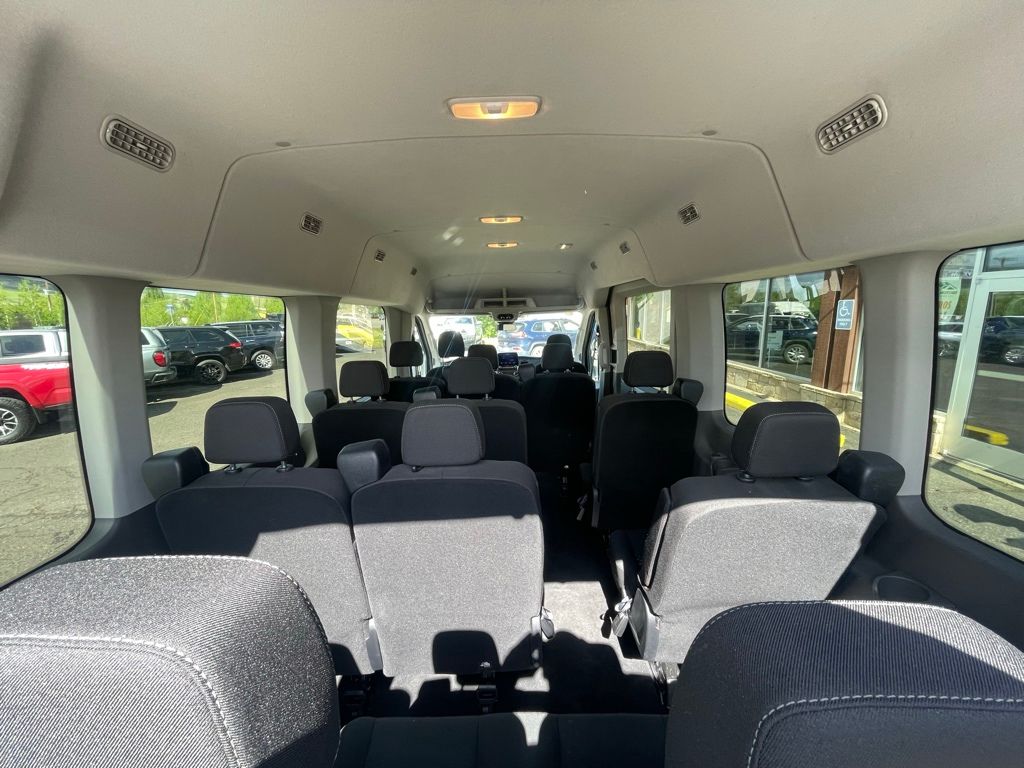 2020 Ford Transit Passenger Van XLT - Photo 9
