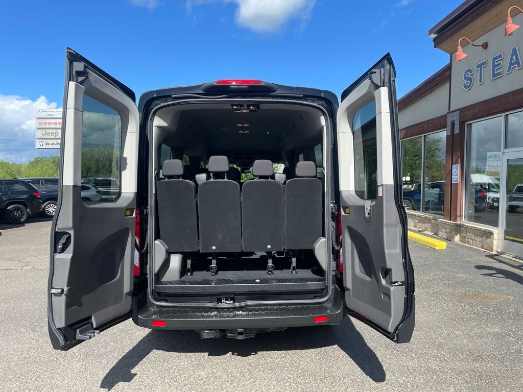 2020 Ford Transit Passenger Van XLT - Photo 8