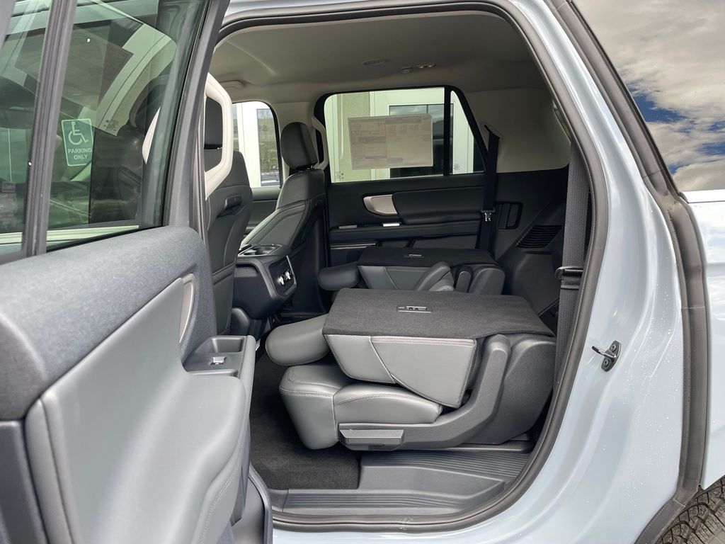 2026 Ford Expedition MAX Active - Photo 16