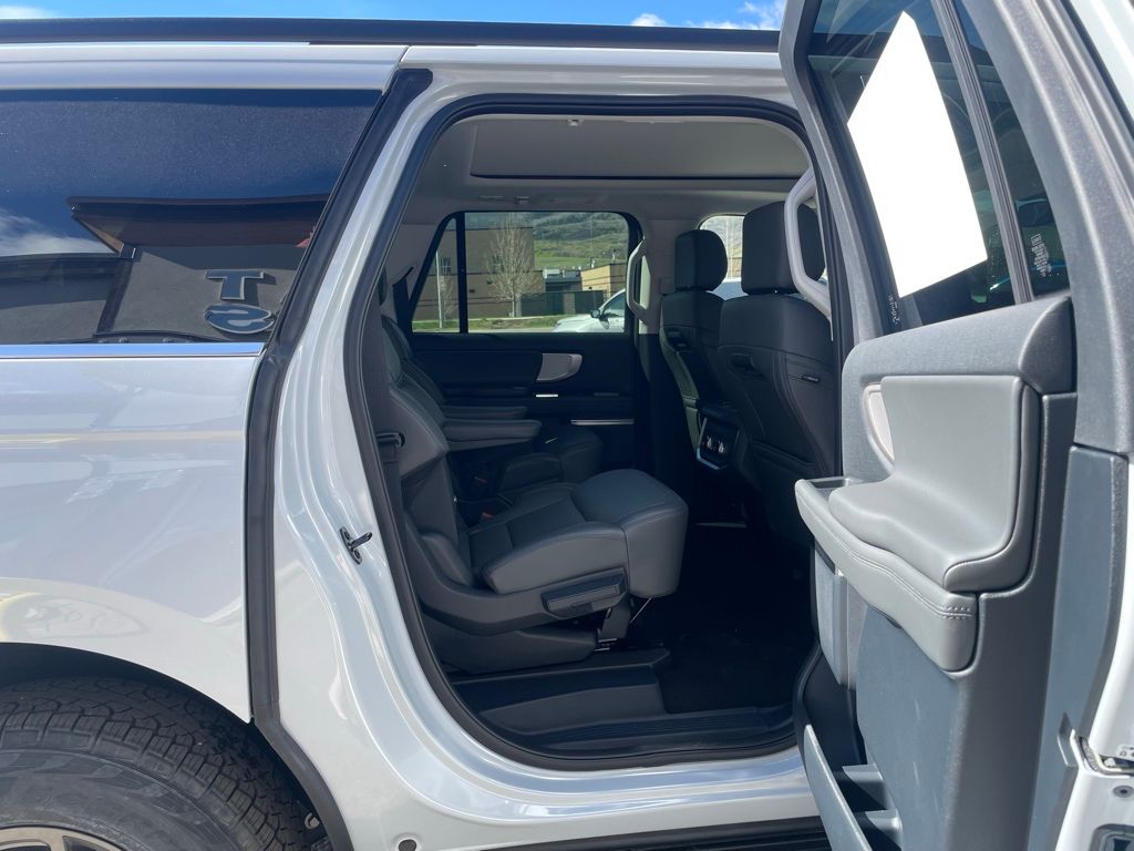 2026 Ford Expedition MAX Active - Photo 19