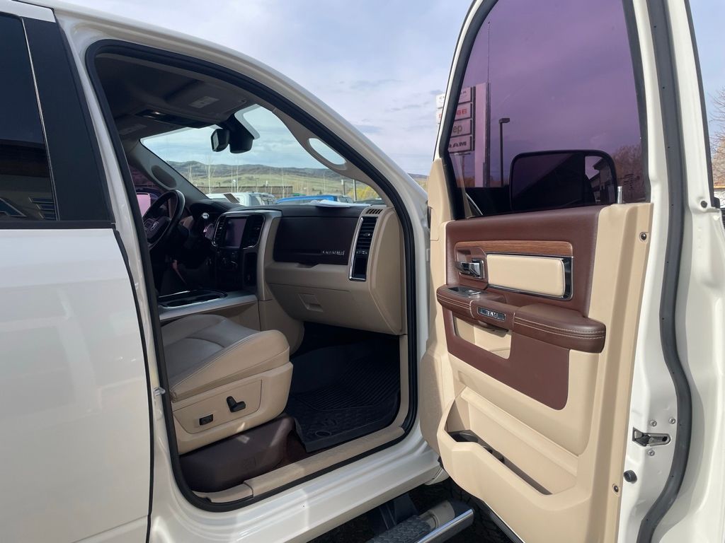 2017 RAM Ram 2500 Pickup Laramie - Photo 23