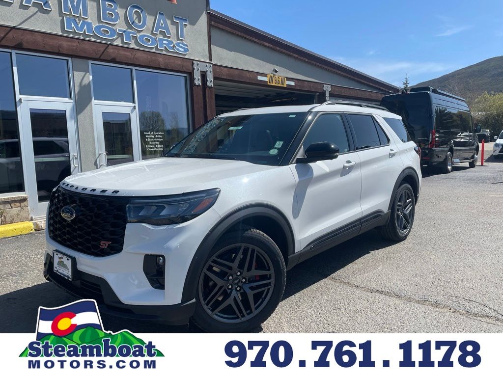 2026 Ford Explorer ST 4WD's photo
