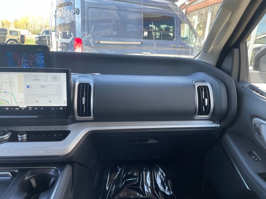 2026 Ford Expedition MAX Active - Photo 30